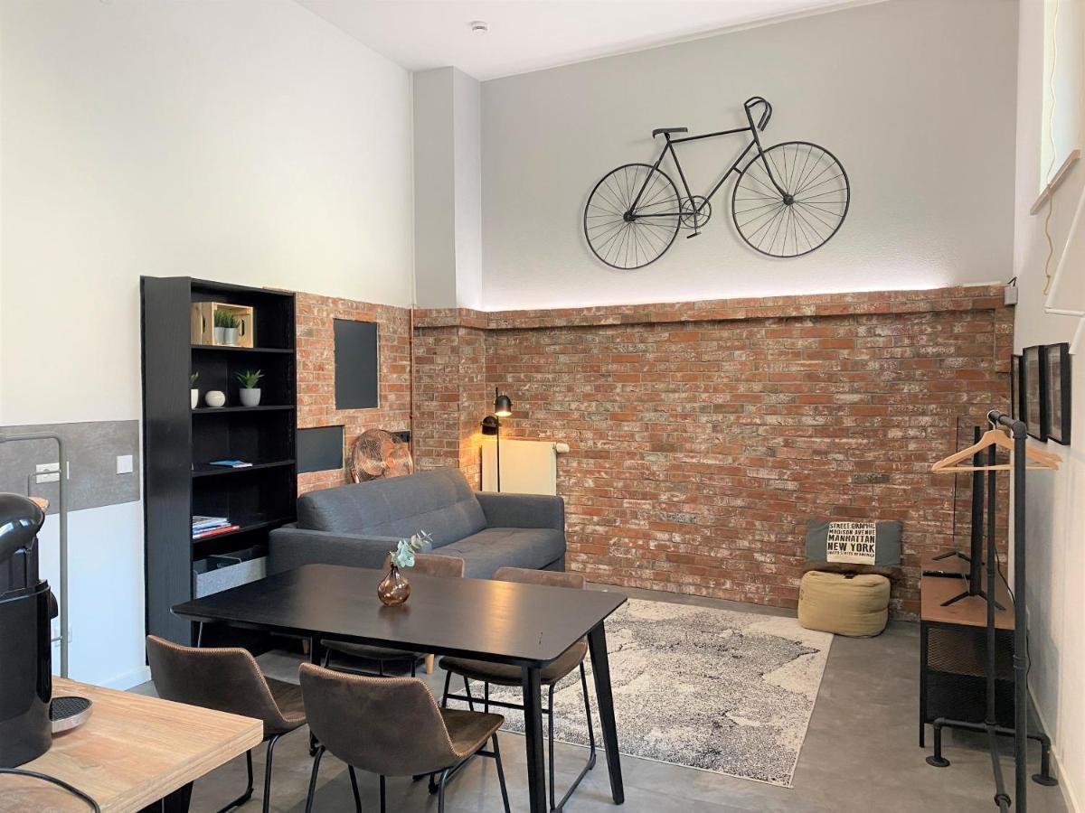 Grosszuegiges Studio-Apartment - Top-Lage + Parken Nürnberg Exteriör bild
